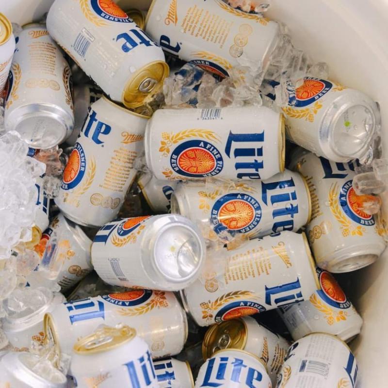coller of miller lite cans